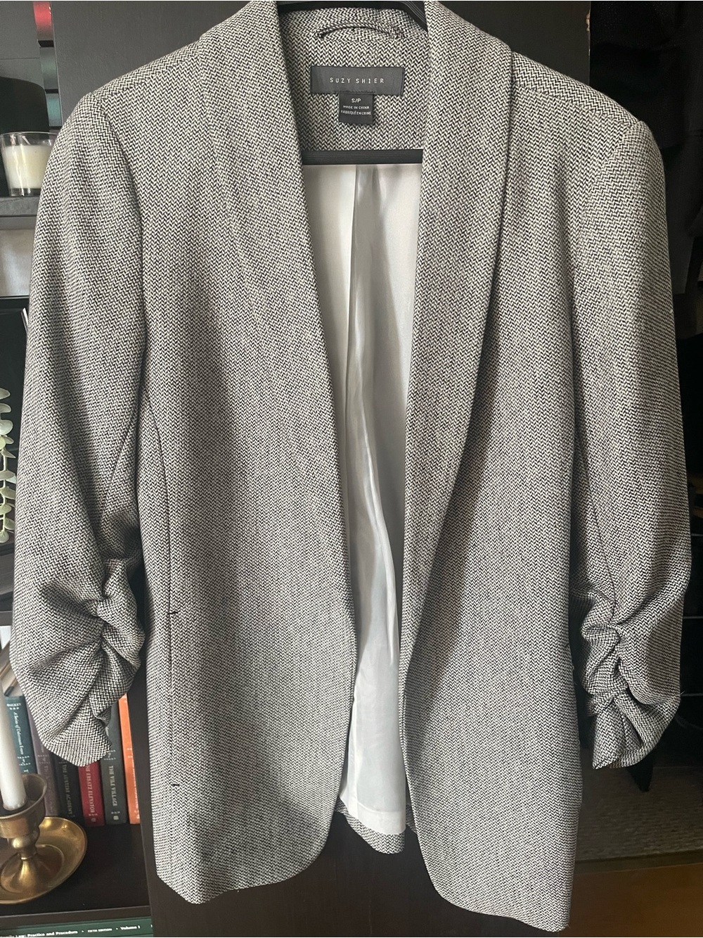 Suzy Shier Grey Textured Shawl-Collar Blazer